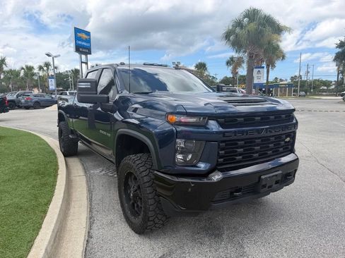 Used 2020 Chevrolet Silverado 2500 Custom w/ Custom Value Package AWD/4WD image 2