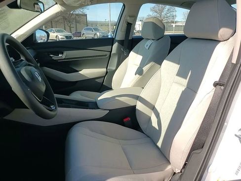 New 2026 Honda Accord SE image 12