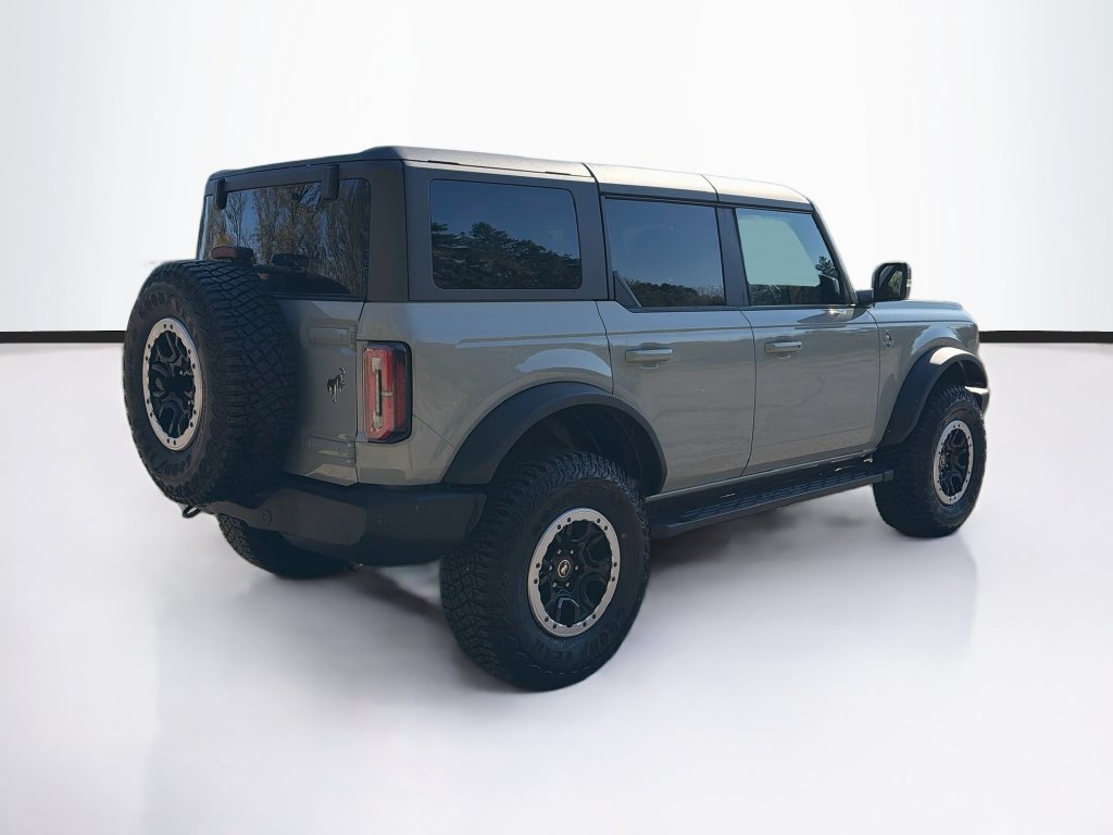 Used 2023 Ford Bronco Outer Banks w/ Sasquatch Package AWD/4WD image 5