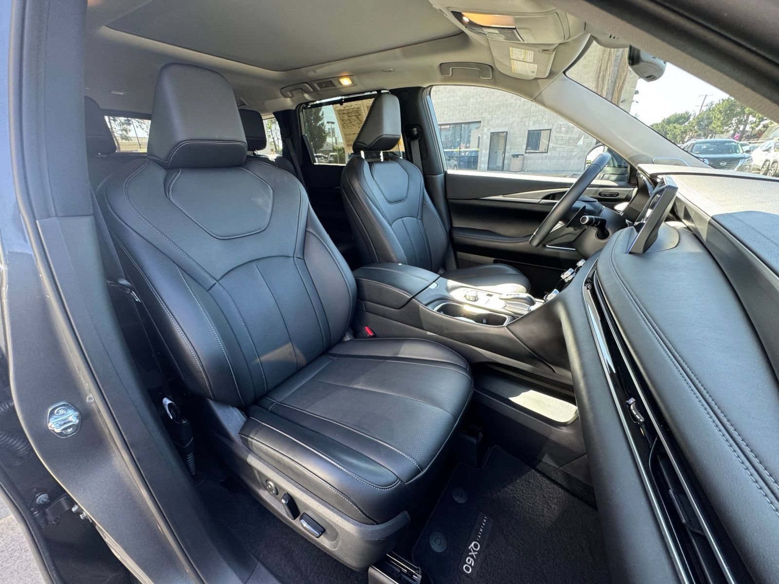 Used 2026 INFINITI QX60 Luxe AWD/4WD image 40