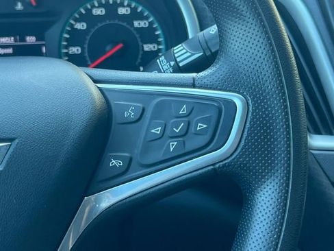 Used 2022 Chevrolet Malibu LT image 31
