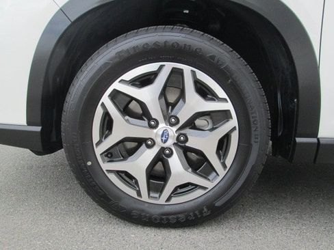 Used 2022 Subaru Forester Premium AWD/4WD image 8