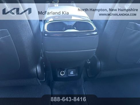 Used 2021 Kia Telluride SX w/ SX Prestige Package image 24