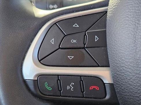 Used 2021 Jeep Compass Latitude image 19