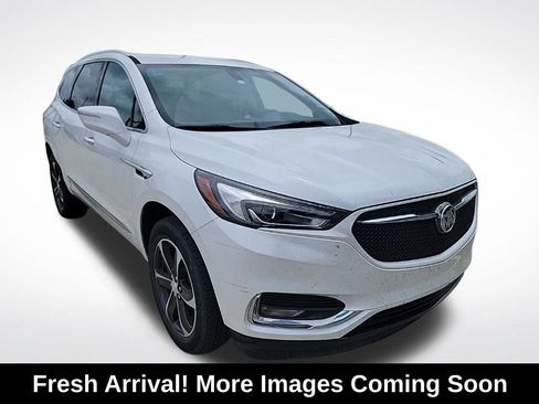 Used 2020 Buick Enclave Essence w/ Sport Touring Edition FWD image 1
