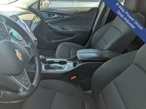 Used 2018 Chevrolet Malibu LT FWD image 10