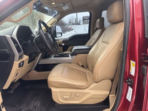 Used 2019 Ford F250 Lariat w/ Chrome Package image 14