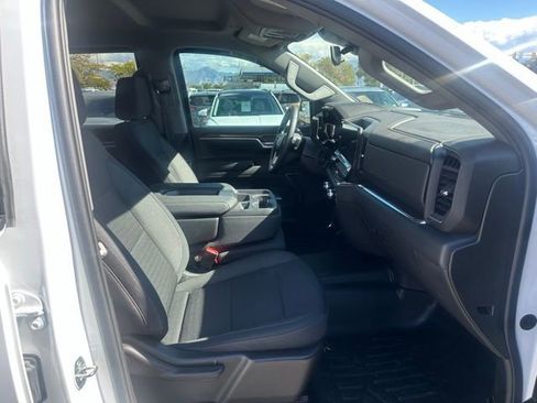 Used 2023 GMC Sierra 1500 Elevation image 16