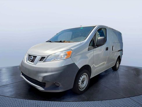 Used 2015 Nissan NV200 SV w/ Technology Package FWD image 3