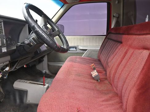 Used 1992 Chevrolet Silverado 1500 4x4 Regular Cab image 13