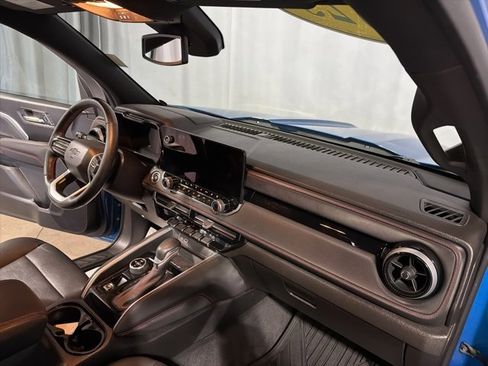 Used 2023 Chevrolet Colorado Z71 w/ Z71 Convenience Package 2 image 23