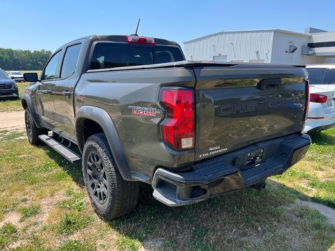 Used 2024 Chevrolet Colorado Trail Boss w/ Advanced Trailering Package AWD/4WD image 3
