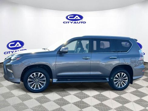 Used 2020 Lexus GX 460 Luxury w/ Accessory Package image 7