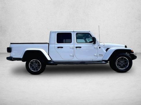 Used 2021 Jeep Gladiator Overland AWD/4WD image 5