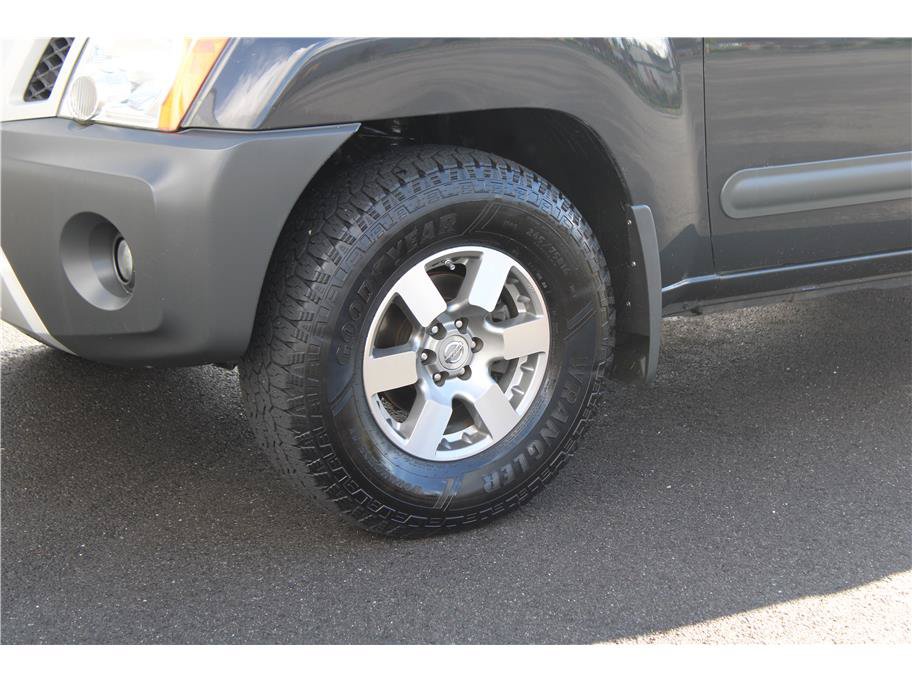 Used 2012 Nissan Xterra PRO-4X AWD/4WD image 6