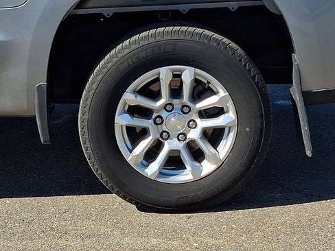 Used 2023 Chevrolet Silverado 1500 LT image 26