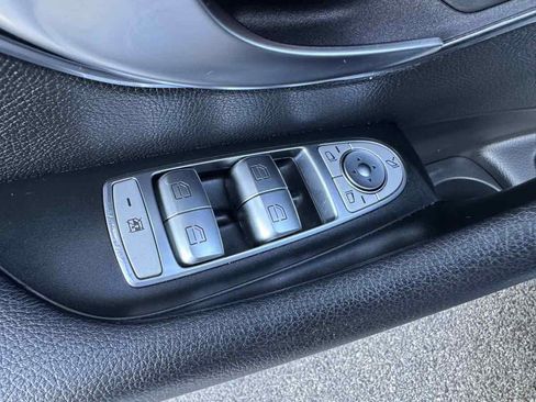Used 2021 Mercedes-Benz E 350 4MATIC Sedan image 29