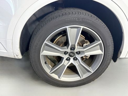 Used 2025 Audi Q5 2.0T Premium AWD/4WD image 33