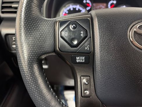 Used 2023 Toyota 4Runner TRD Off-Road Premium w/ Moonroof Package AWD/4WD image 26