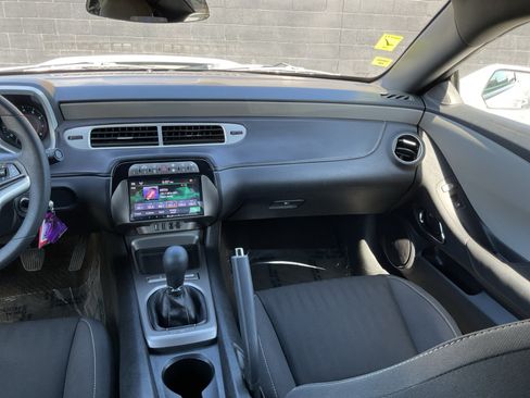 Used 2015 Chevrolet Camaro LS RWD image 16
