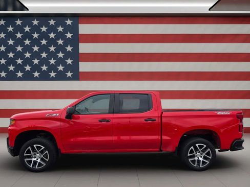 Used 2019 Chevrolet Silverado 1500 Custom Trail Boss w/ Custom Convenience Package AWD/4WD image 6