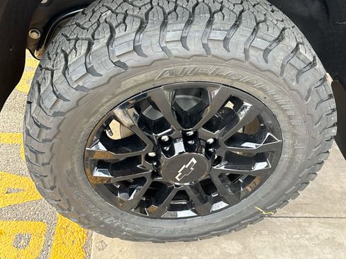 New 2026 Chevrolet Silverado 3500 LT w/ Trail Boss Package image 7