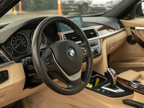 Used 2016 BMW 340i Sedan RWD image 15