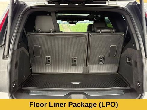 Used 2023 Cadillac Escalade Premium Luxury w/ LPO, Floor Liner Package AWD/4WD image 6