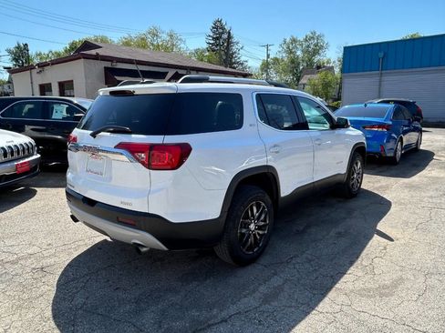 Used 2019 GMC Acadia SLT image 13