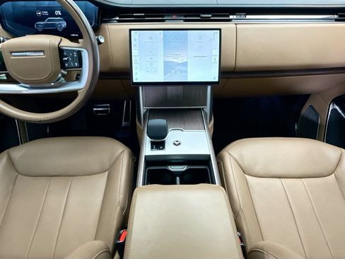 Used 2024 Land Rover Range Rover Autobiography AWD/4WD image 13