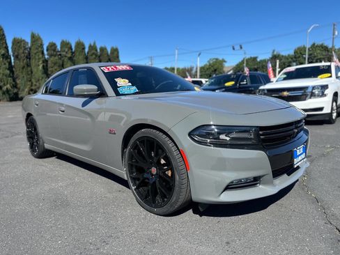 Used 2018 Dodge Charger R/T w/ Plus Group image 1