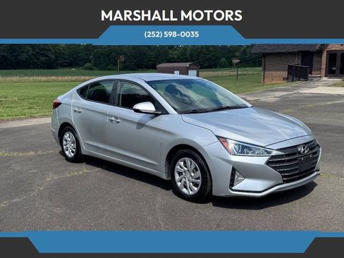 Used 2020 Hyundai Elantra SE w/ Cargo Package (C1) FWD image 1