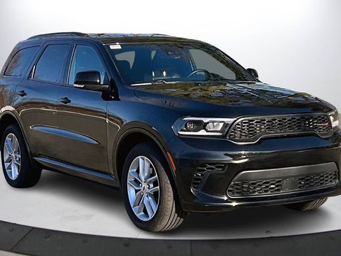 Used 2024 Dodge Durango GT image 2