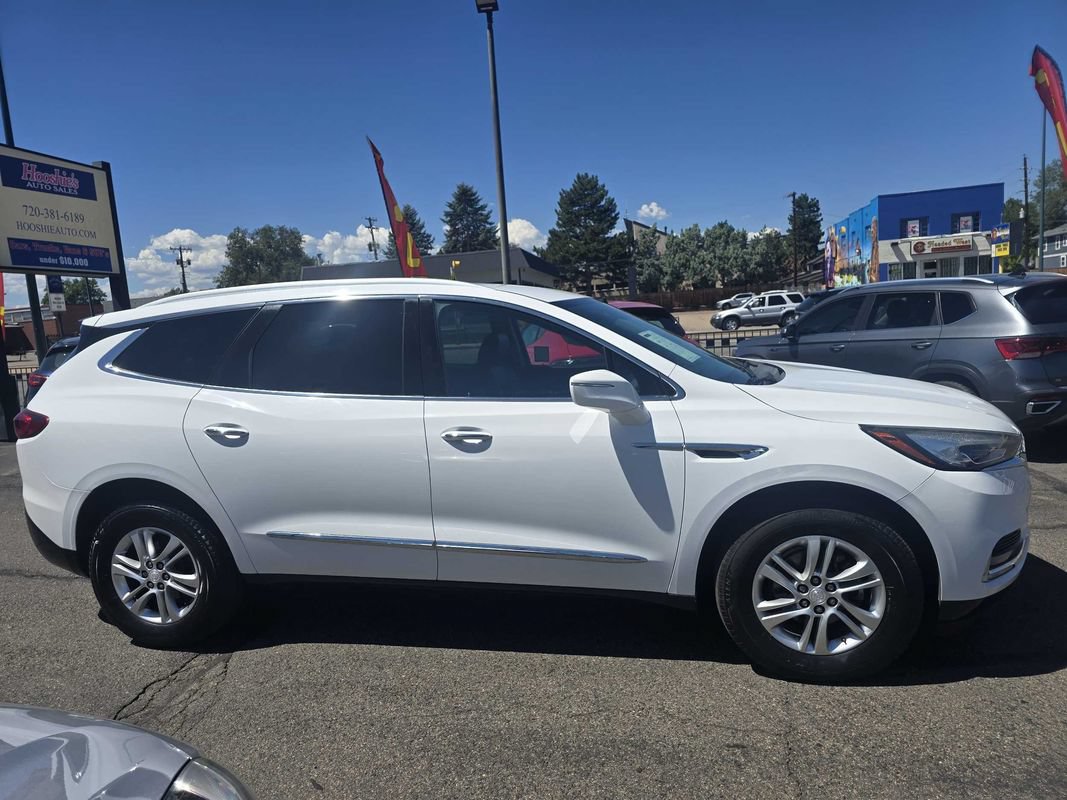 Used 2018 Buick Enclave Essence w/ Trailering Package FWD image 8