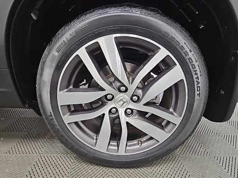 Used 2018 Honda Pilot Touring image 44