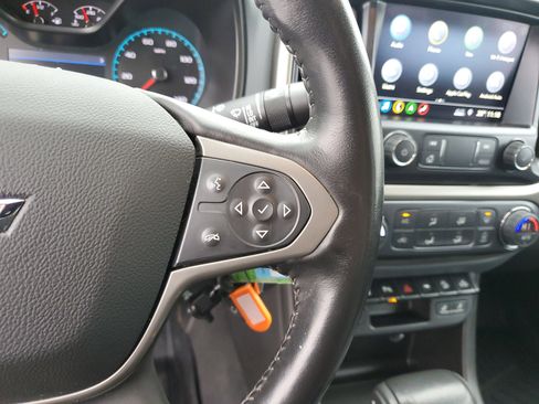 Used 2021 Chevrolet Colorado Z71 w/ Safety Package image 24