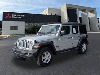 Used 2022 Jeep Wrangler Unlimited Sport AWD/4WD video 1