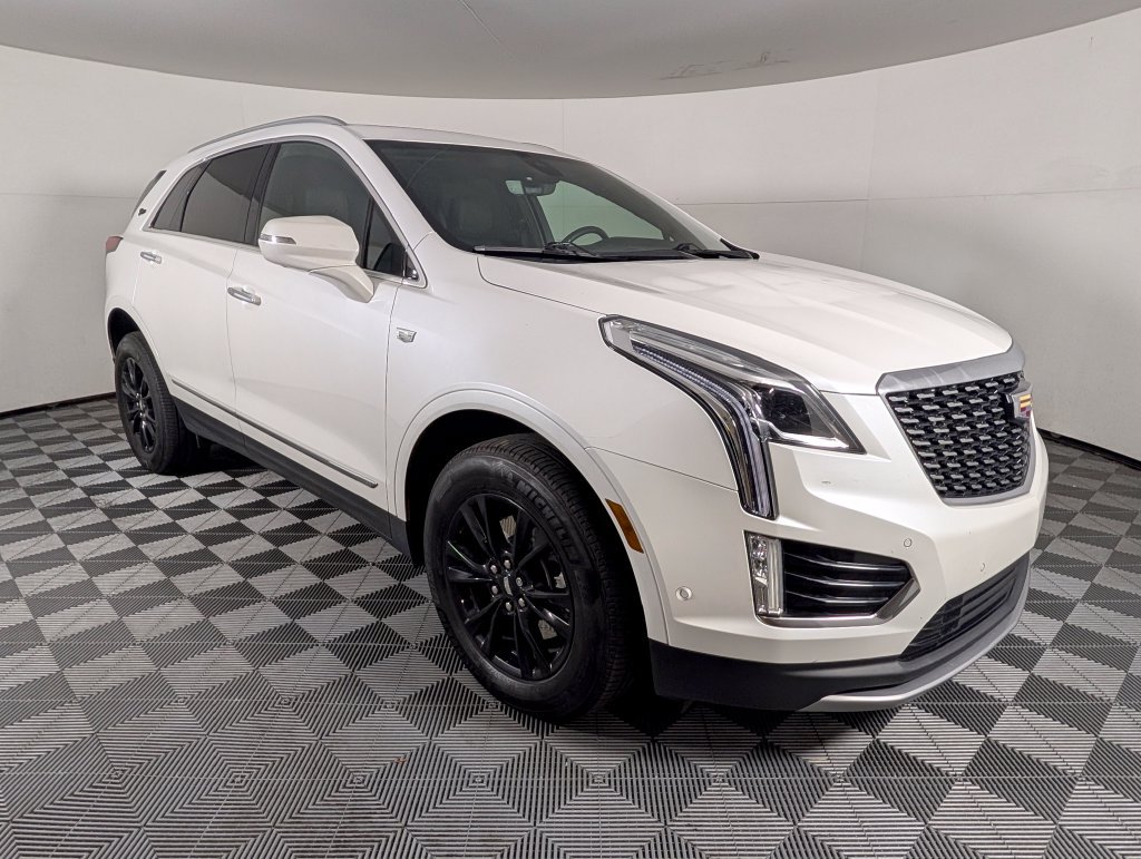 Used 2022 Cadillac XT5 Premium Luxury w/ Technology Package FWD image 9