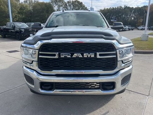 Used 2020 RAM 2500 Tradesman w/ Chrome Appearance Group image 11