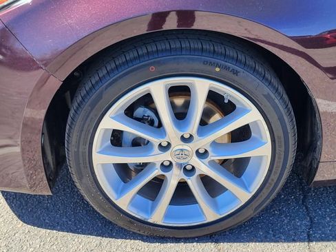 Used 2013 Toyota Avalon Limited w/ Technology Pkg image 10