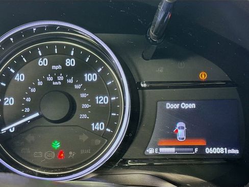 Used 2022 Honda HR-V EX image 15