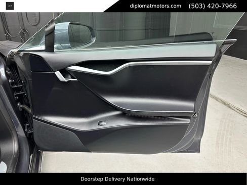 Used 2018 Tesla Model S P100D image 24