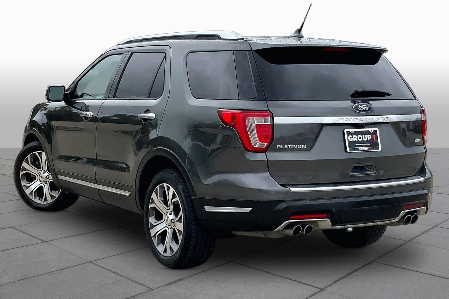 Used 2019 Ford Explorer Platinum AWD/4WD image 12