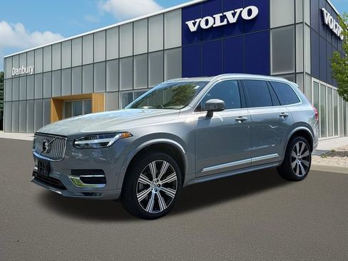 Certified 2024 Volvo XC90 B5 Plus AWD/4WD image 1