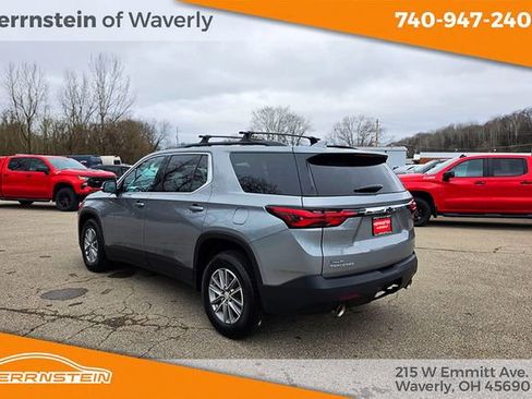 Used 2023 Chevrolet Traverse LT image 5