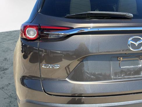 Used 2018 MAZDA CX-9 Touring w/ Touring Premium Package FWD image 30