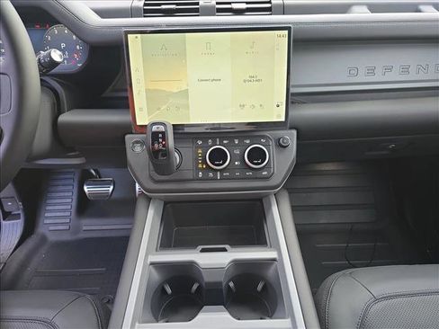 New 2026 Land Rover Defender 130 V8 image 20