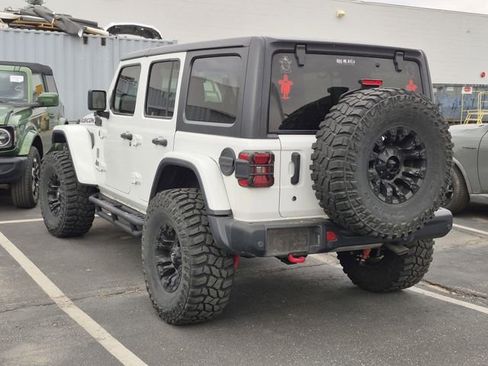 Used 2018 Jeep Wrangler Unlimited Rubicon AWD/4WD image 10