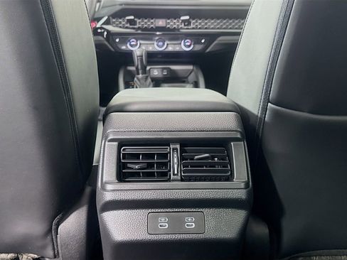 Certified 2025 Honda Accord EX-L image 30