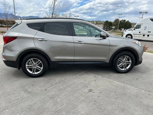 Used 2017 Hyundai Santa Fe Sport AWD/4WD image 9